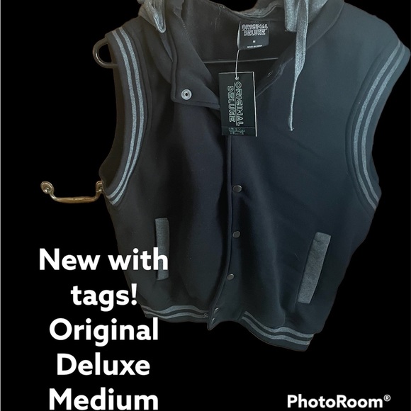 Black Button-up Vest - Picture 1 of 2